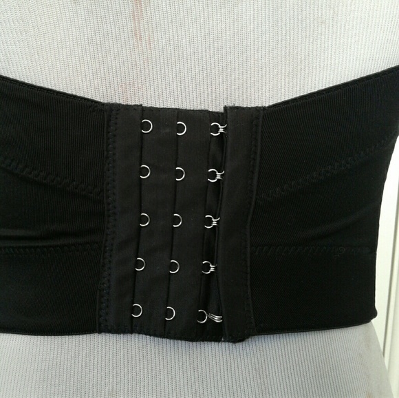 Bras - Picture 2 of 2